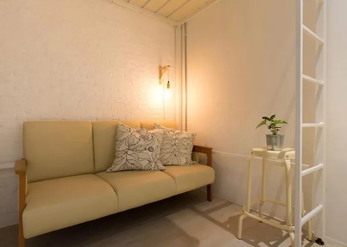 Hostel Twh *
